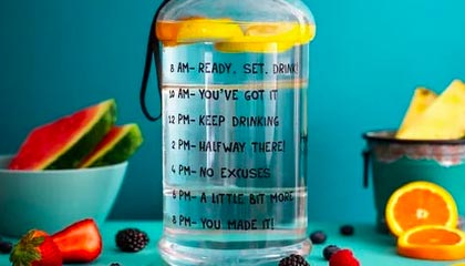 kering.com-曼联正式宣布签约逆天前锋，转会市场火热，曼联引进前锋